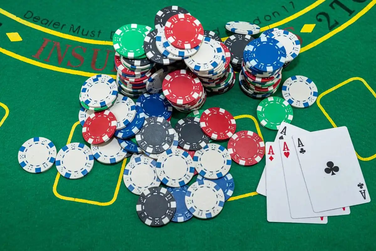 jasaqq mobile app showing live-dealer tables and slot game interface